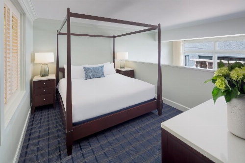 Casa Madrona Hotel And Spa image 1