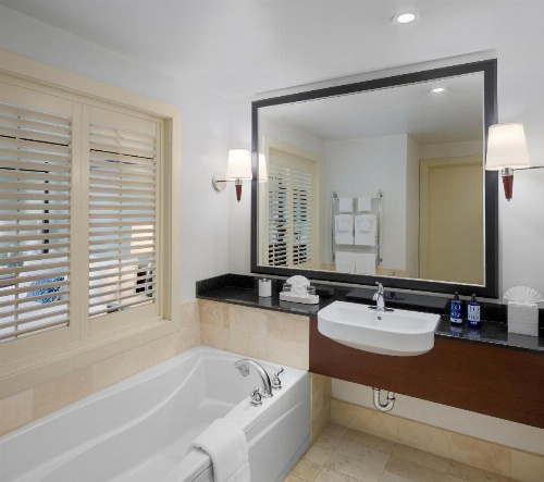 Casa Madrona Hotel And Spa image 18